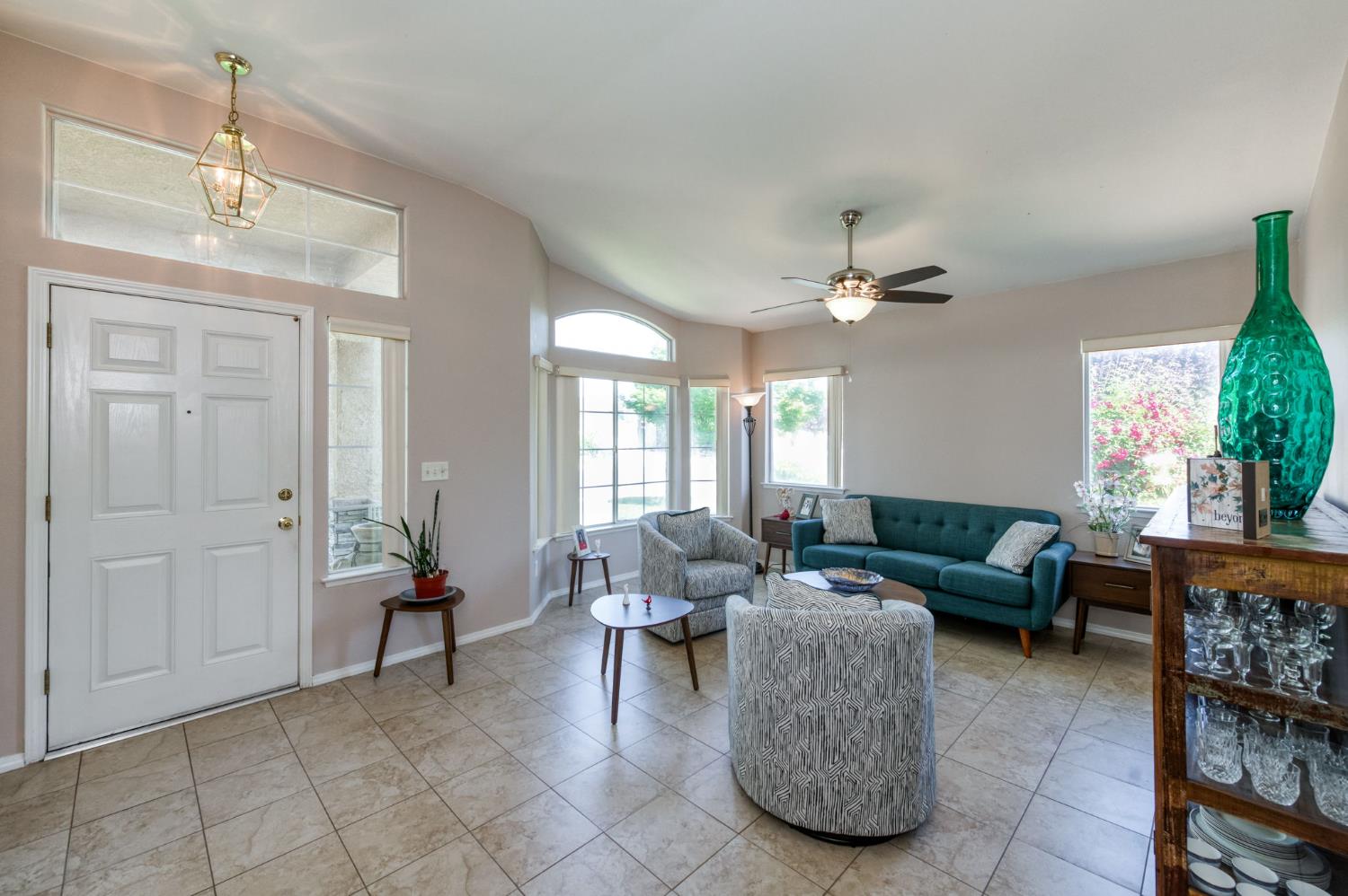 4681 W Sierra Avenue, Fresno, CA, 93722