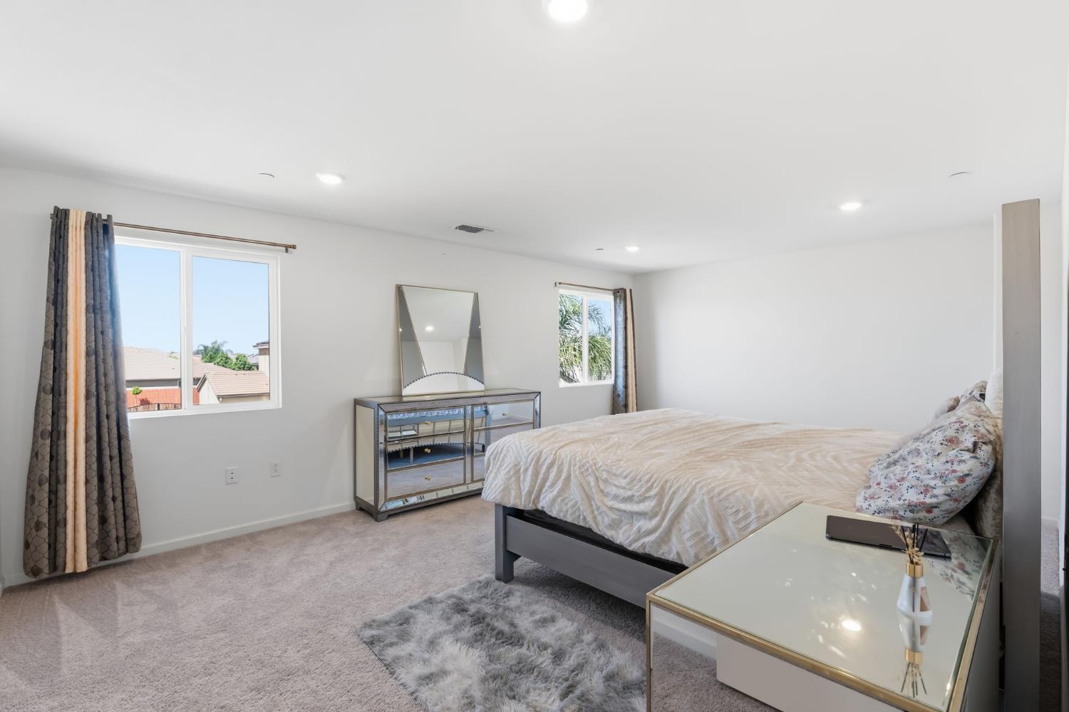 3562 E San Marino Avenue, Clovis, CA, 93619