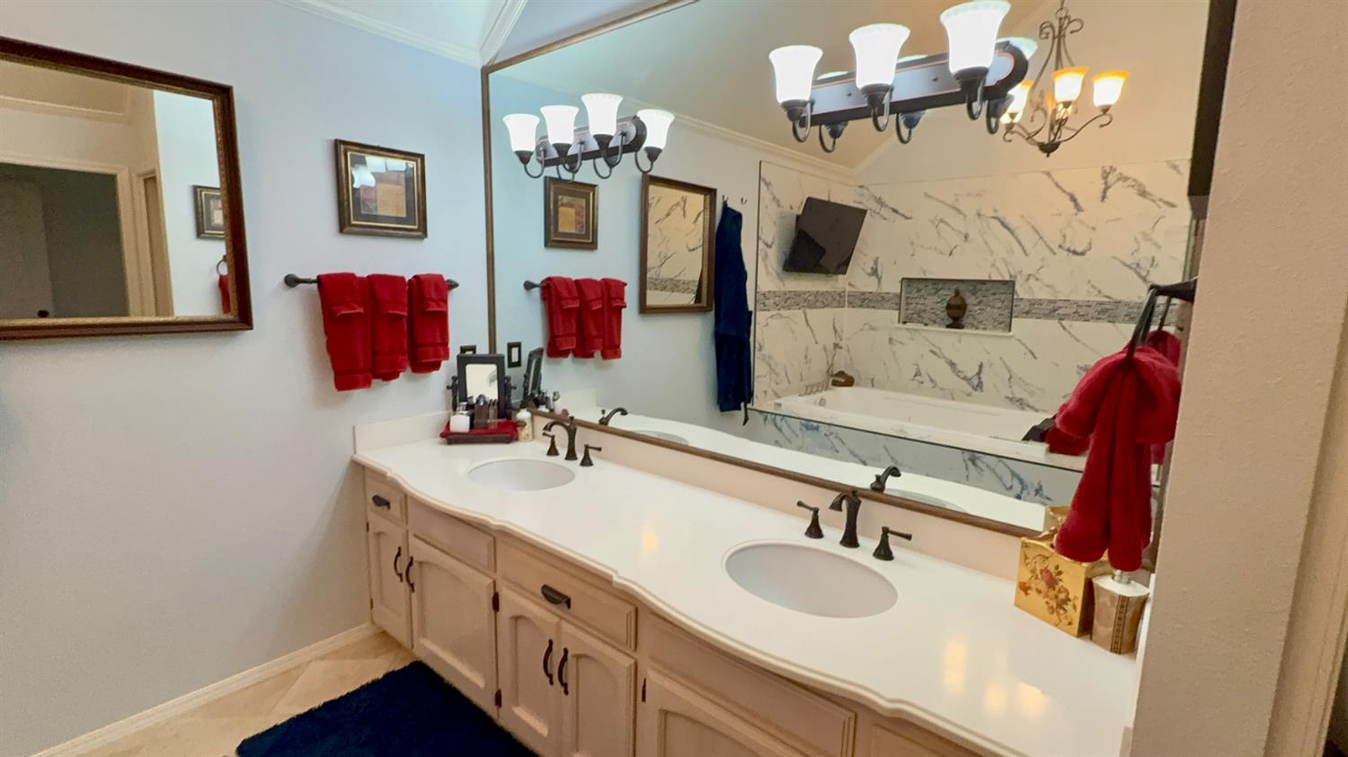 2555 W Bluff Avenue UNIT&nbsp;142, Fresno, CA, 93711