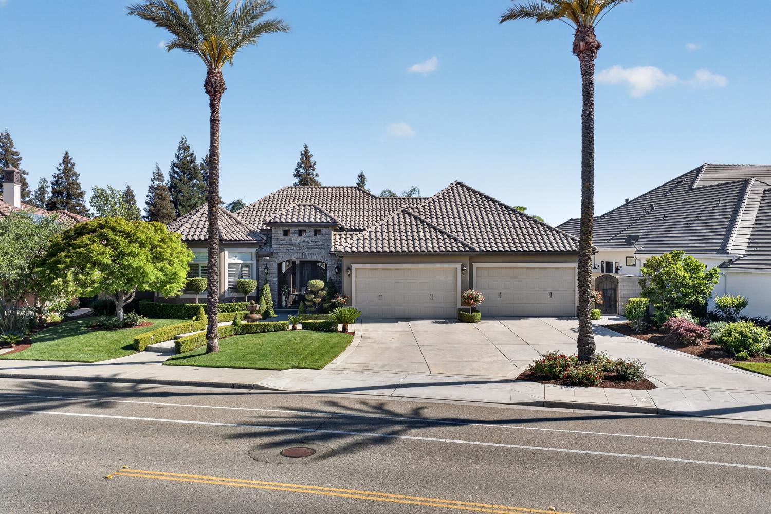 1783 E Clubhouse Drive, Fresno, CA, 93730