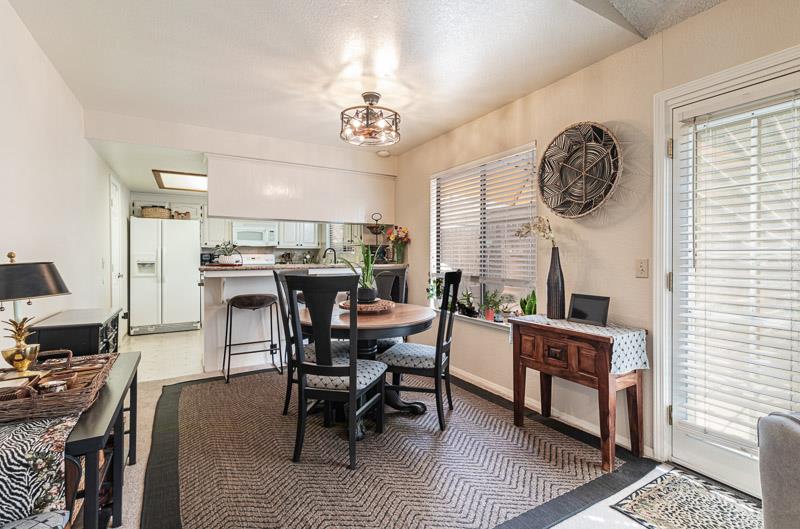 445 Quill Lane, Clovis, CA, 93612