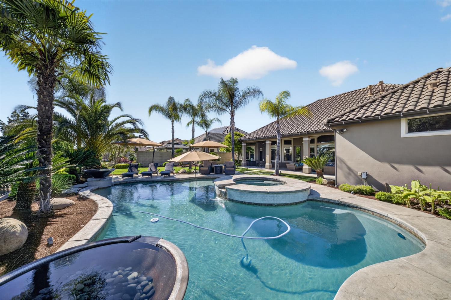 1783 E Clubhouse Drive, Fresno, CA, 93730