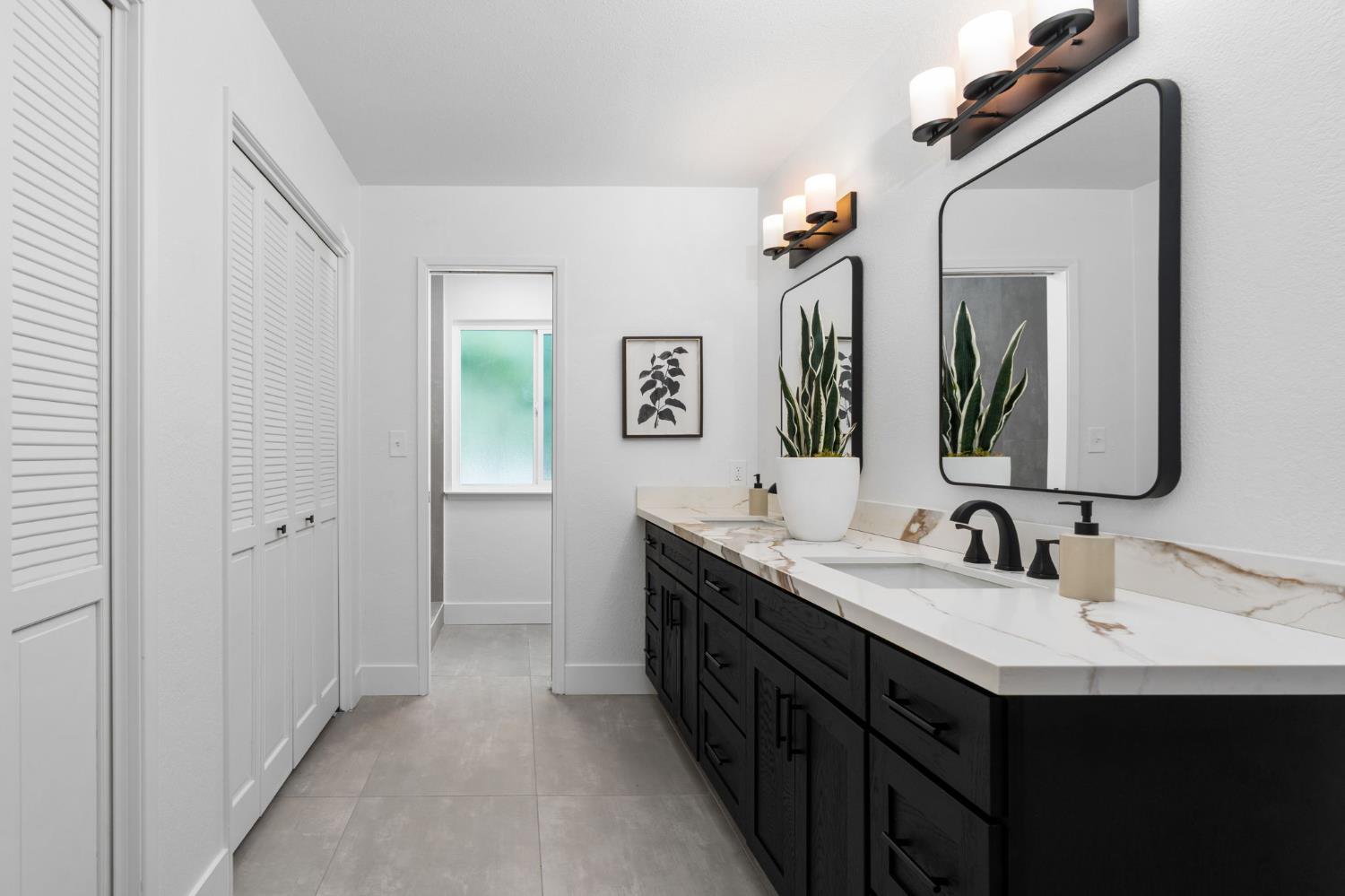 2626 W Scott Avenue, Fresno, CA, 93711