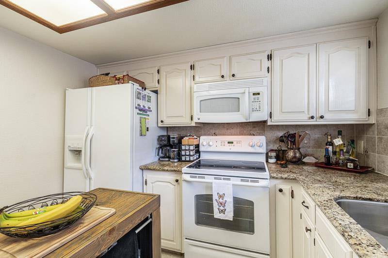 445 Quill Lane, Clovis, CA, 93612