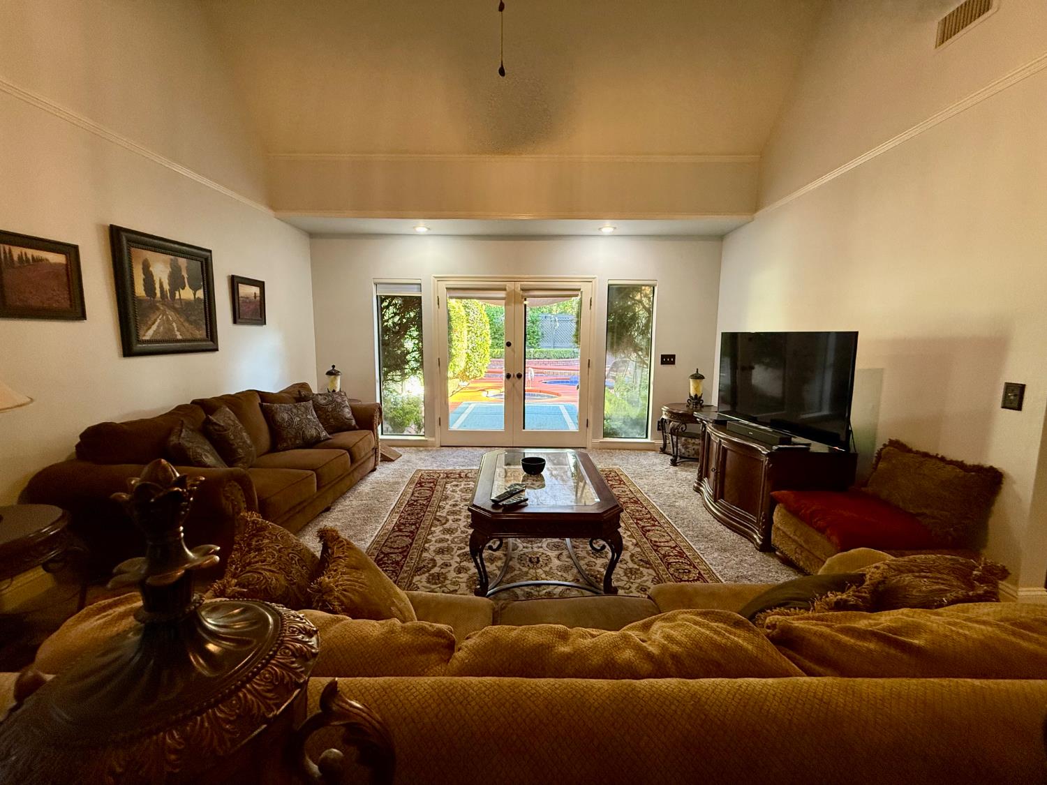 2555 W Bluff Avenue UNIT&nbsp;142, Fresno, CA, 93711