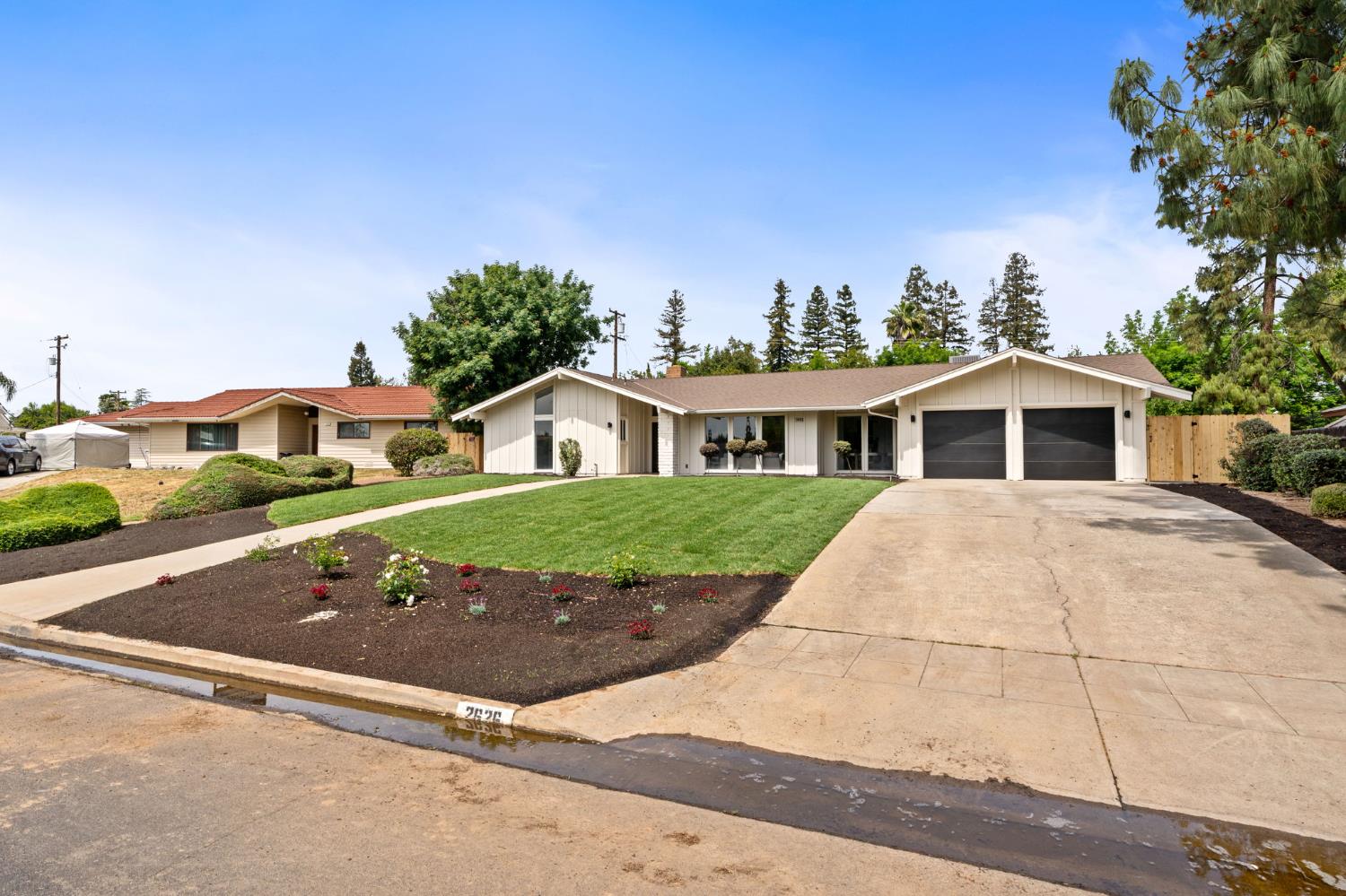 2626 W Scott Avenue, Fresno, CA, 93711