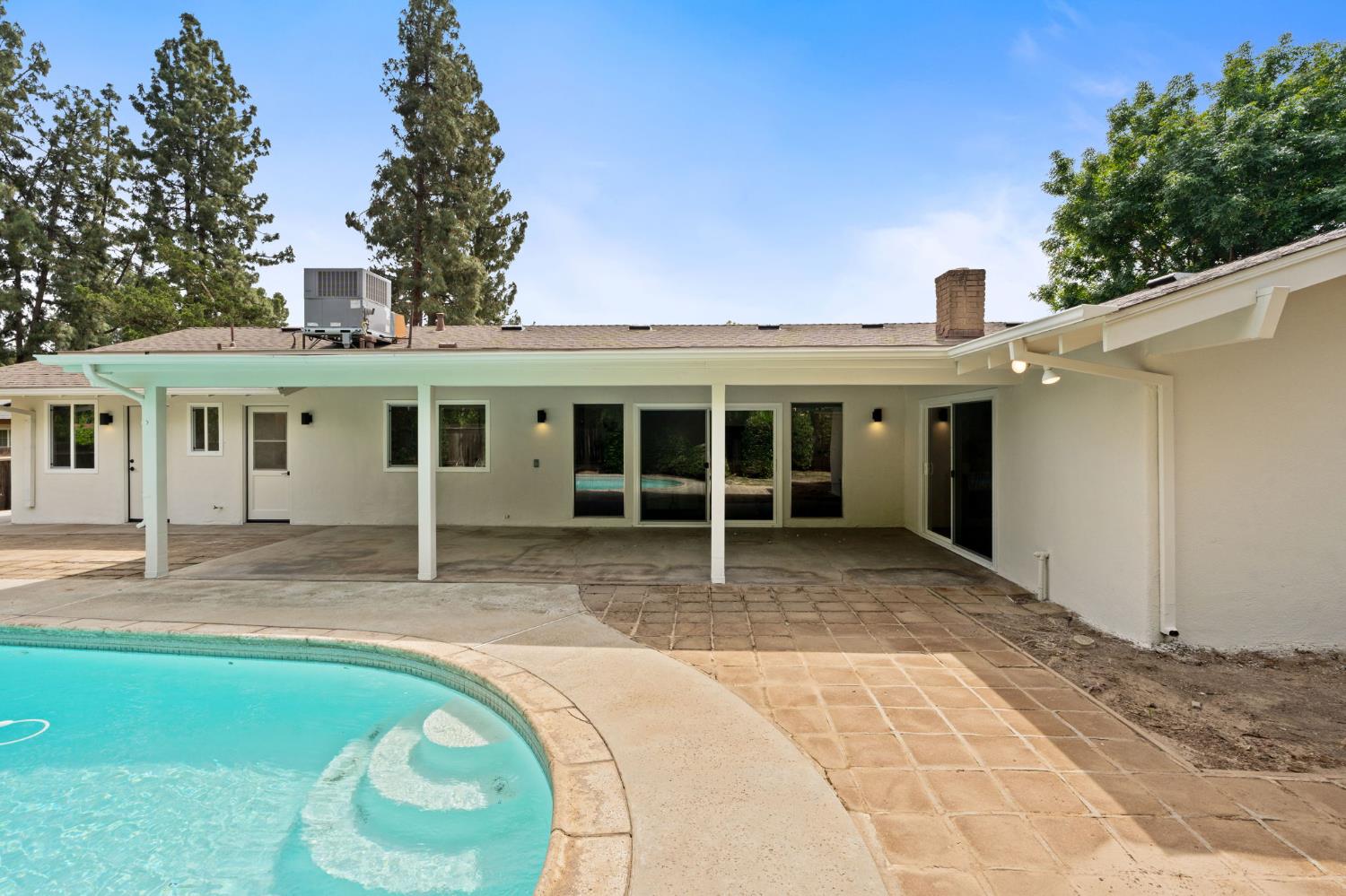 2626 W Scott Avenue, Fresno, CA, 93711