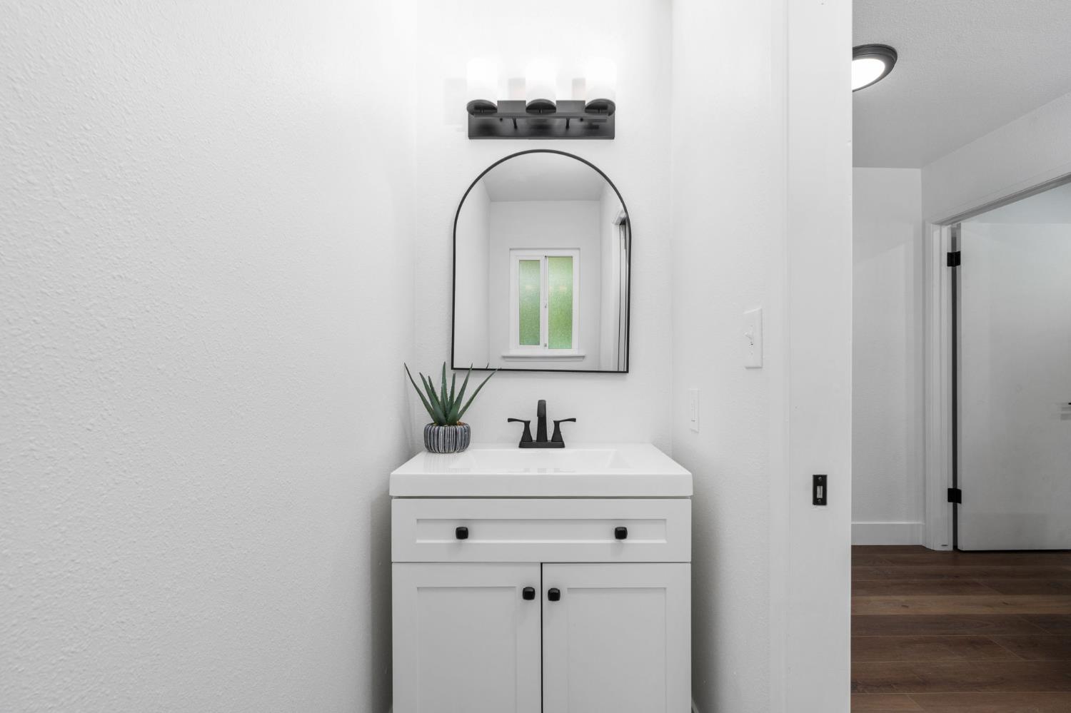 2626 W Scott Avenue, Fresno, CA, 93711