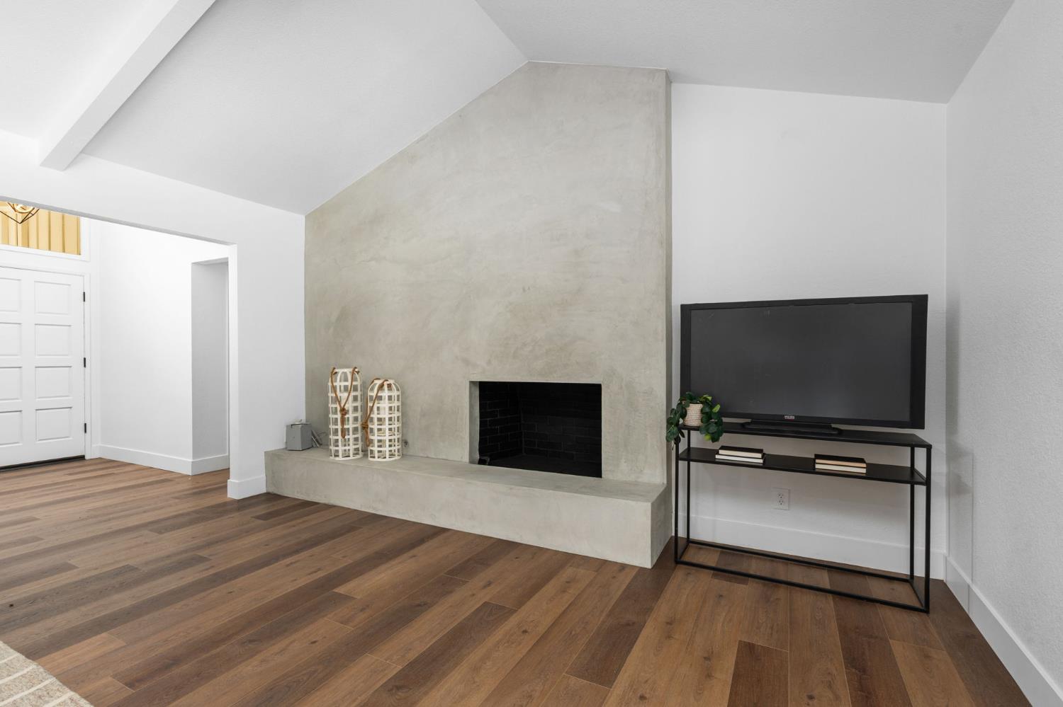 2626 W Scott Avenue, Fresno, CA, 93711