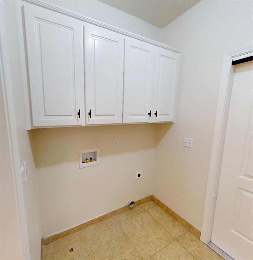 9821 N Sierra Vista Avenue, Fresno, CA, 93720