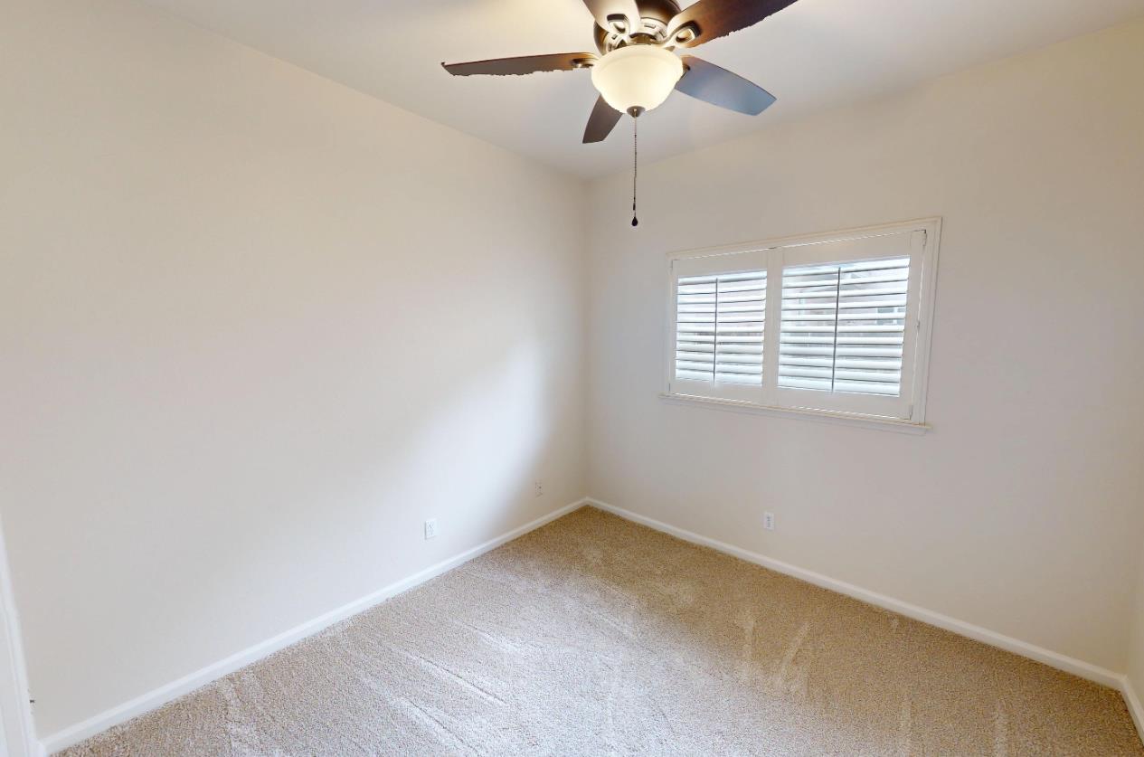 9821 N Sierra Vista Avenue, Fresno, CA, 93720