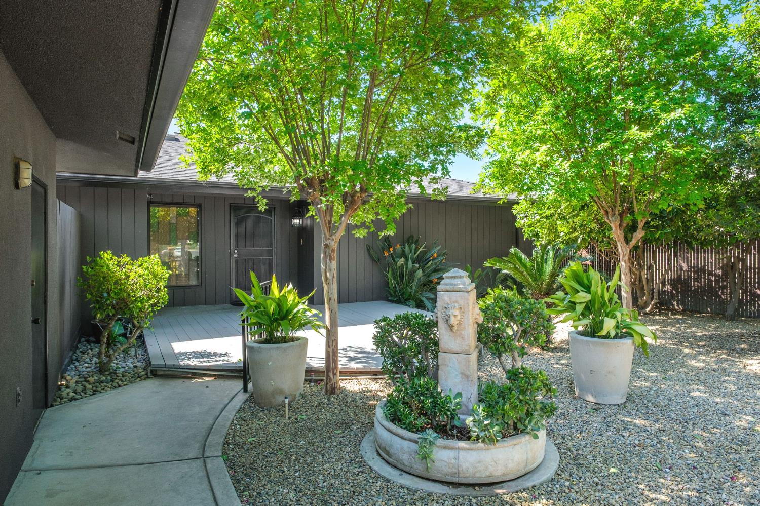 Single Family in Fresno - photo 3