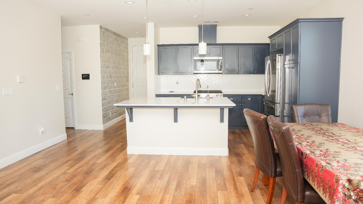 6125 W Donner Avenue, Fresno, CA, 93723