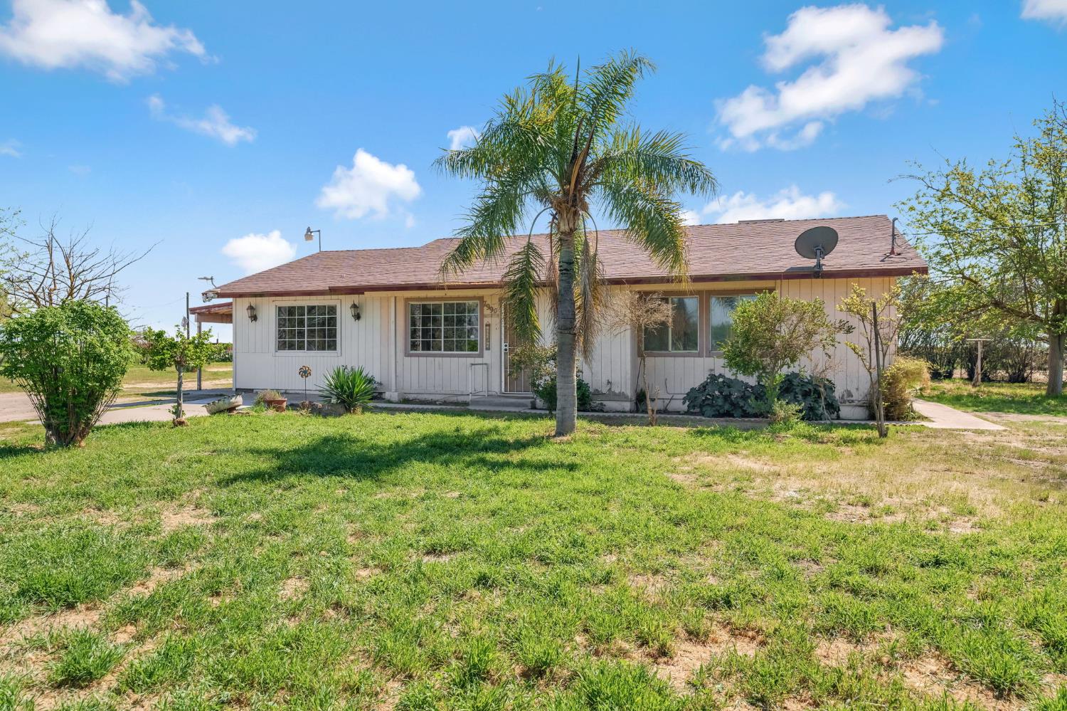 Single Family in Fresno - photo 3
