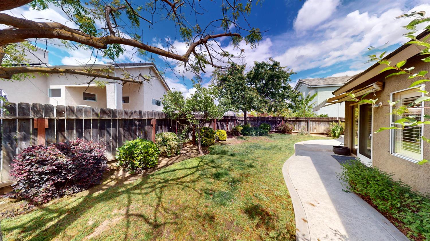 9821 N Sierra Vista Avenue, Fresno, CA, 93720