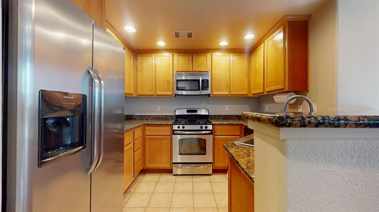 373 N Amedeo Lane UNIT&nbsp;373, Clovis, CA, 93611