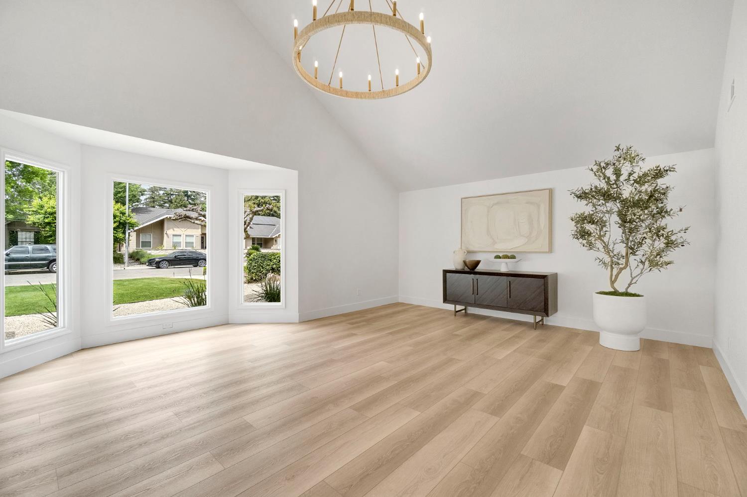 3737 W Minarets Avenue, Fresno, CA, 93711