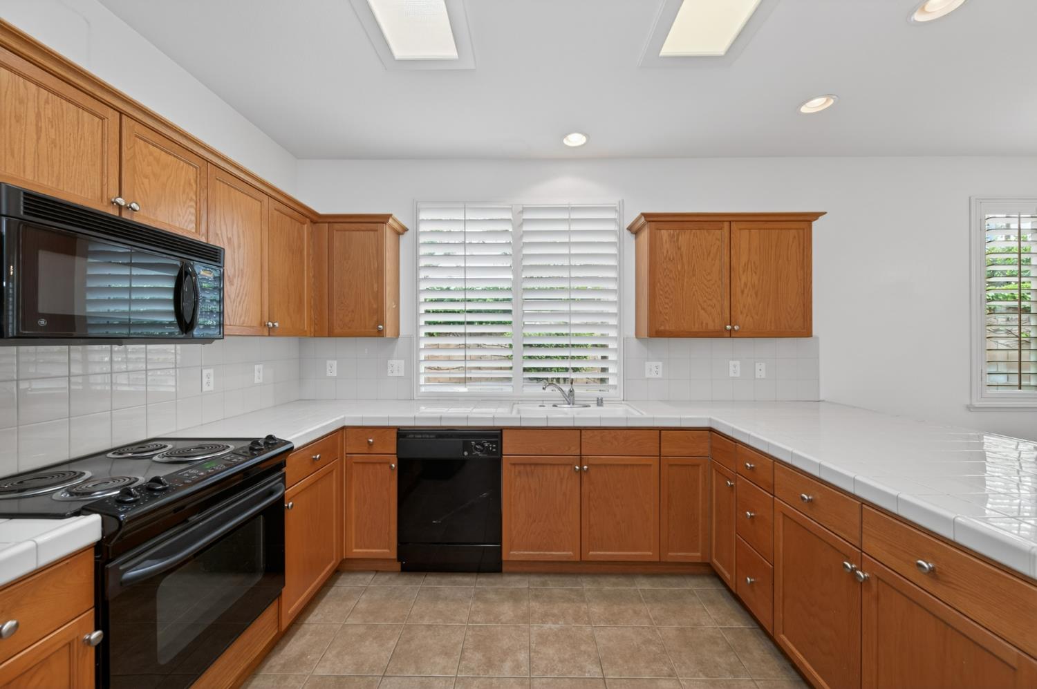 4113 W Cherry Tree Lane, Fresno, CA, 93722