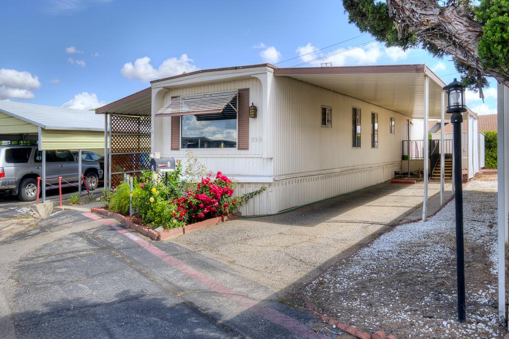 Mobile Home in Clovis - photo 3