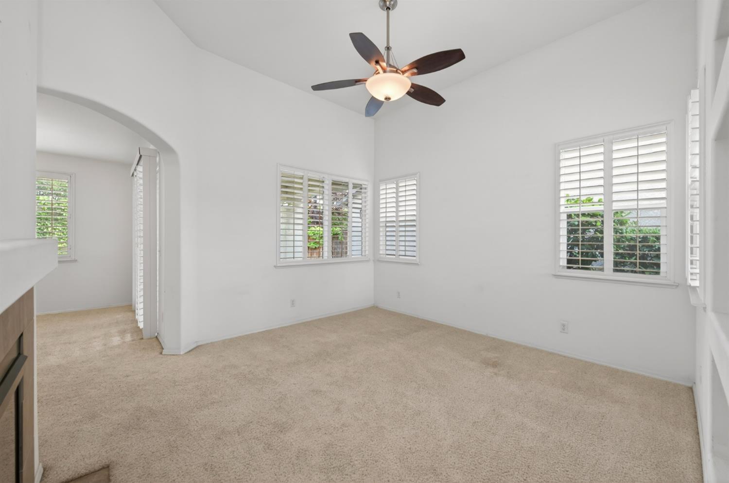 4113 W Cherry Tree Lane, Fresno, CA, 93722