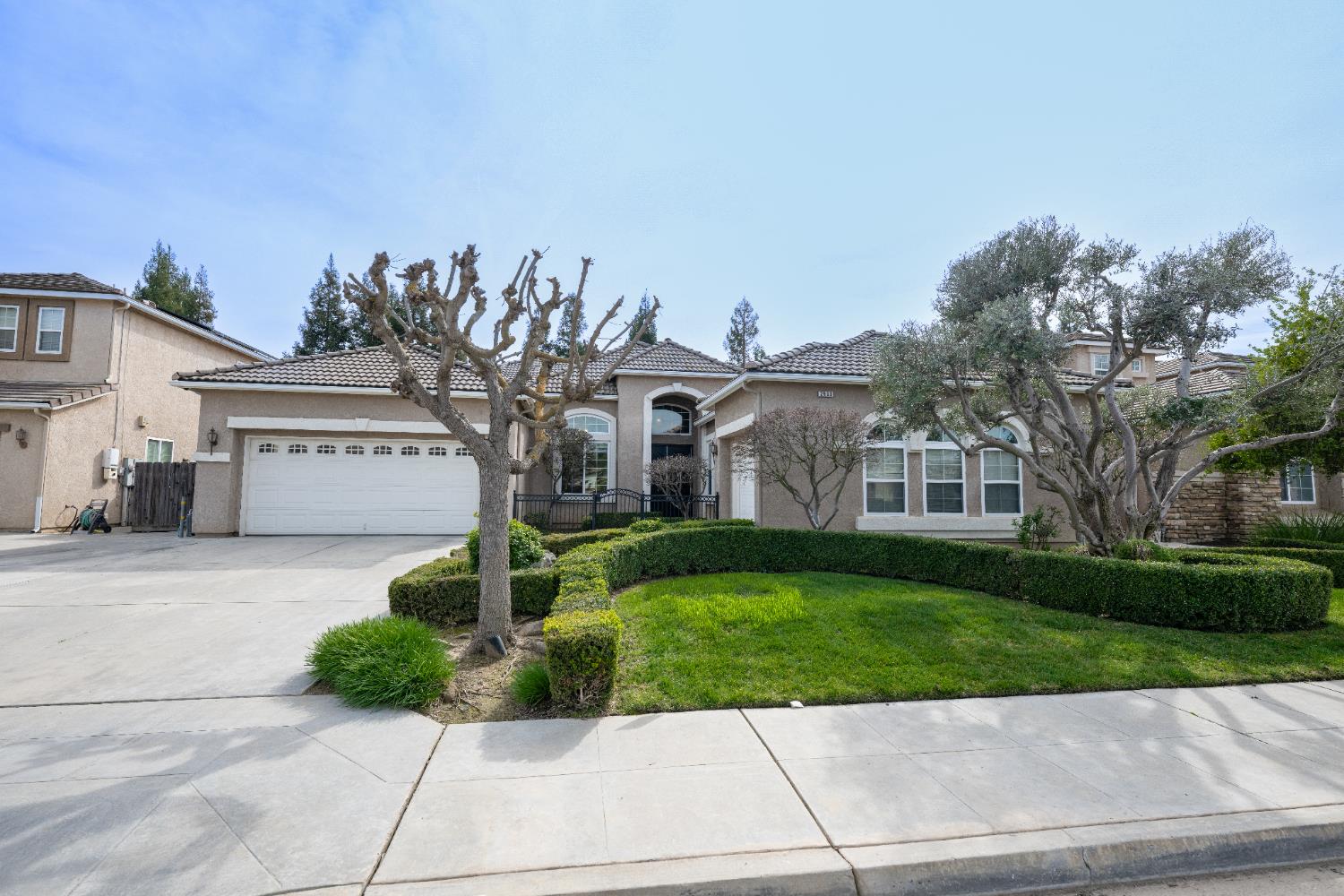 Single Family in Fresno - main photo