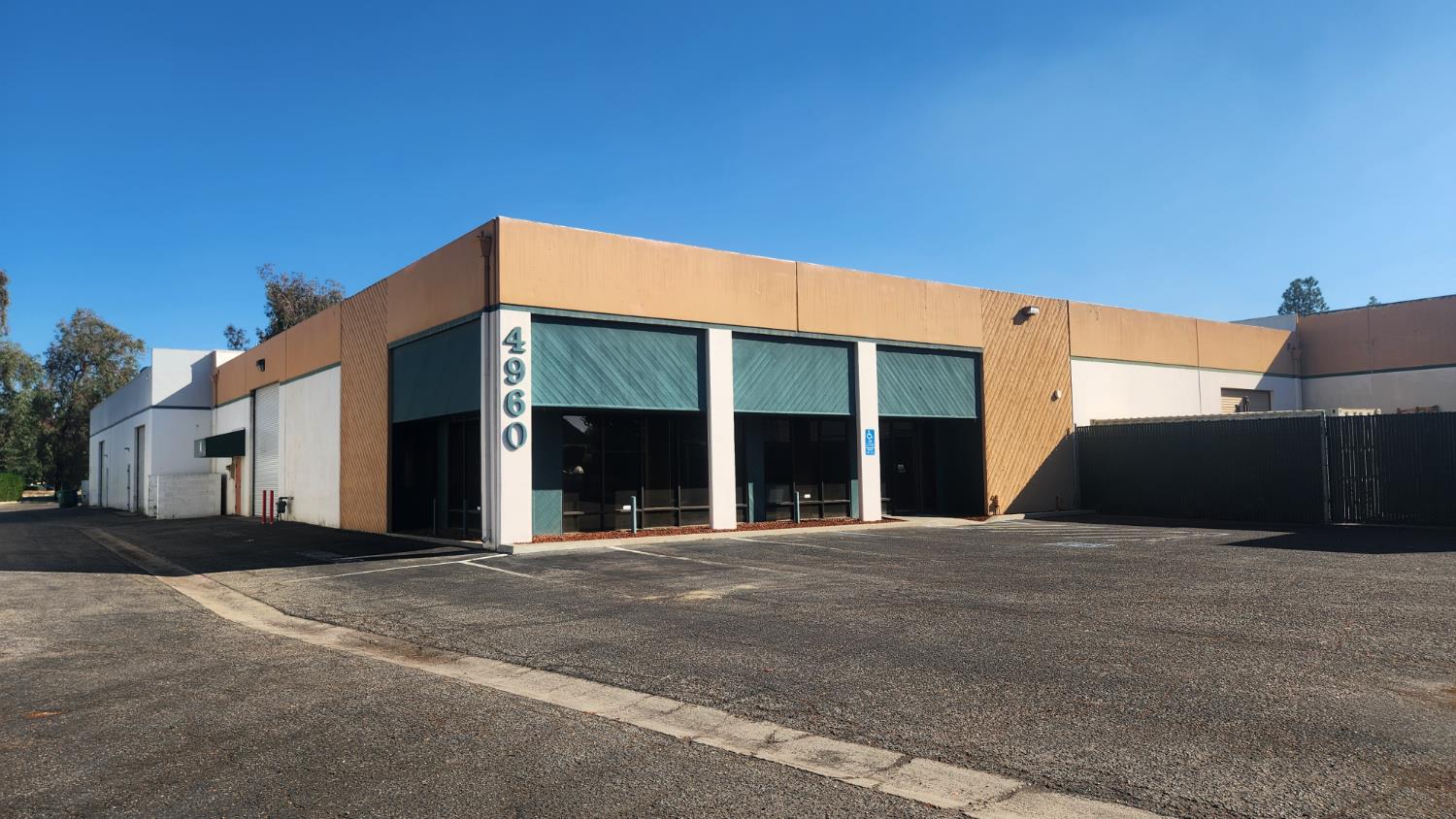 Commercial in Fresno