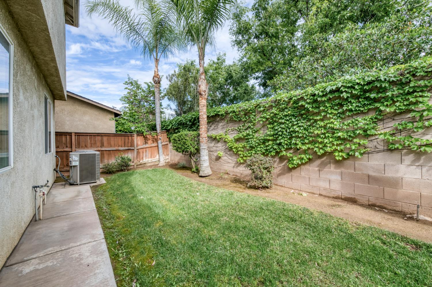 4113 W Cherry Tree Lane, Fresno, CA, 93722