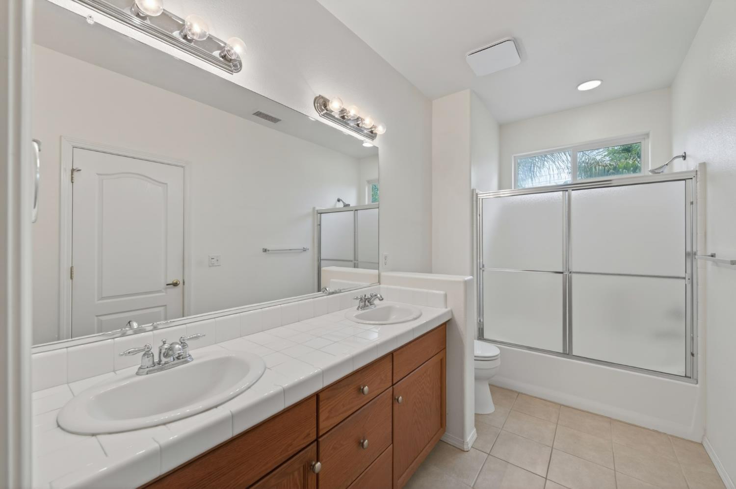 4113 W Cherry Tree Lane, Fresno, CA, 93722