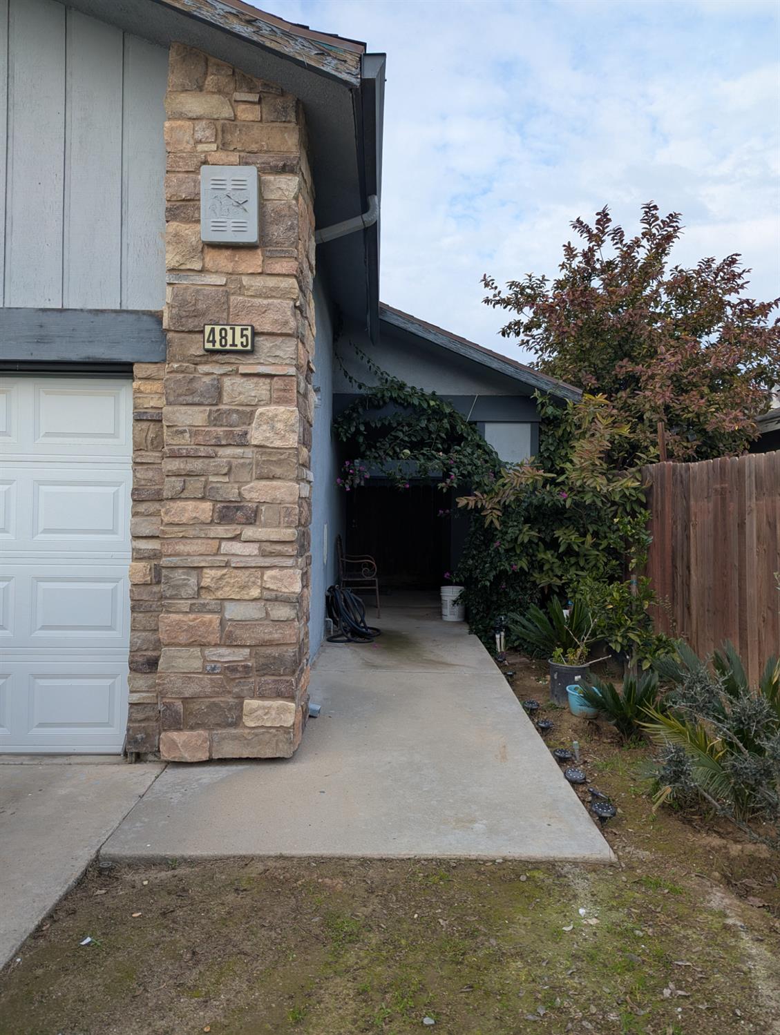 Single Family in Fresno - photo 3