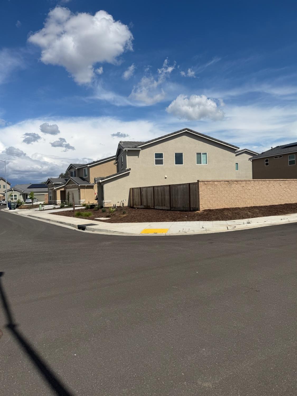 6693 E Nevada Avenue, Fresno, CA, 93727