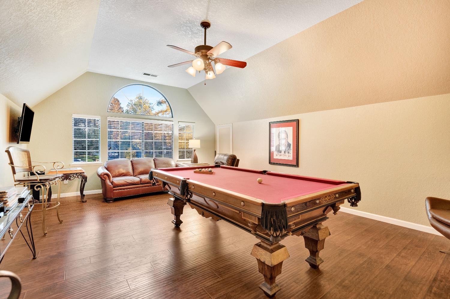 327 E Audubon Drive, Fresno, CA, 93720