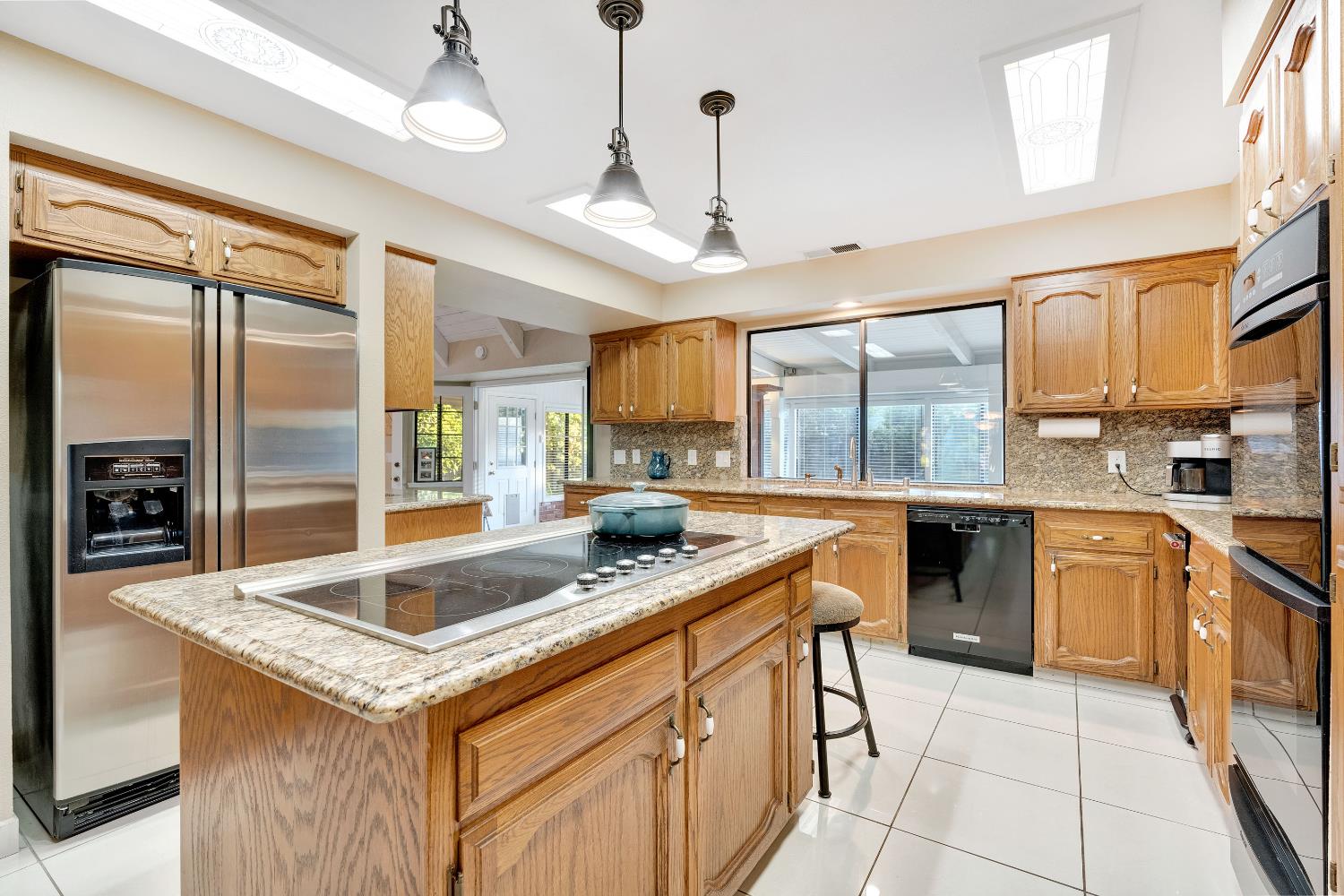 327 E Audubon Drive, Fresno, CA, 93720