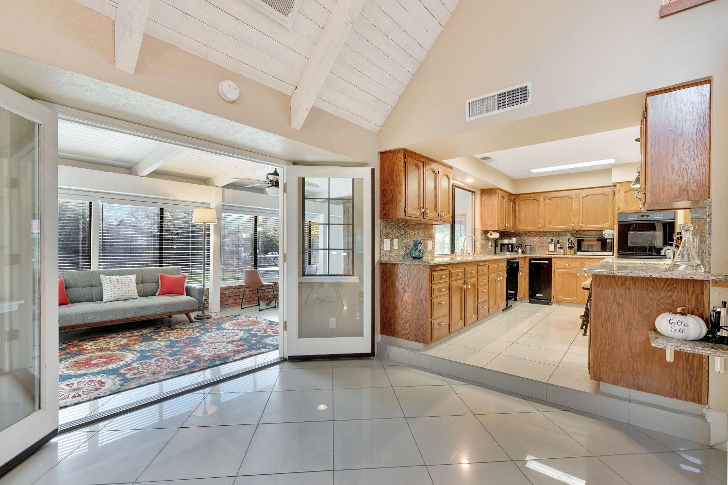 327 E Audubon Drive, Fresno, CA, 93720