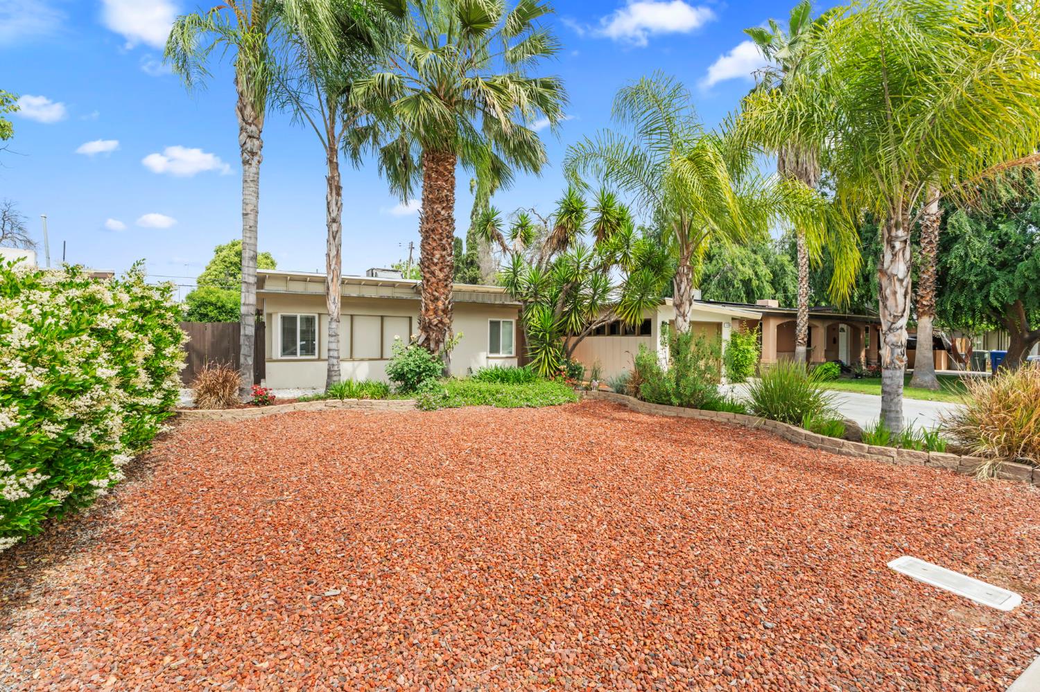 Single Family in Fresno - photo 3
