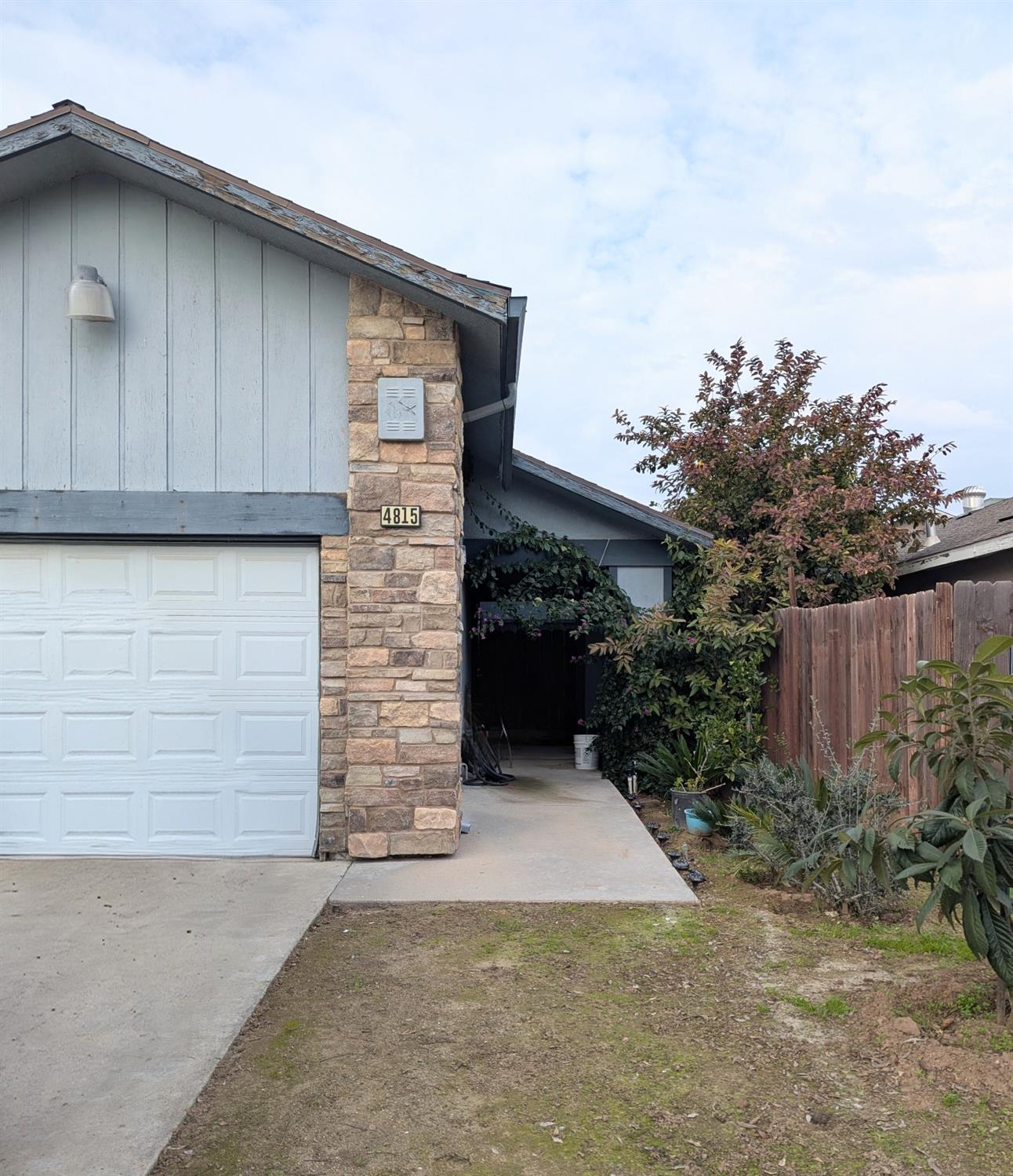 Single Family in Fresno - photo 2