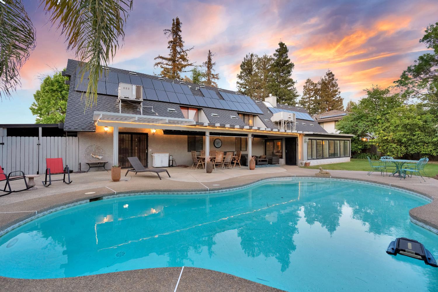 327 E Audubon Drive, Fresno, CA, 93720