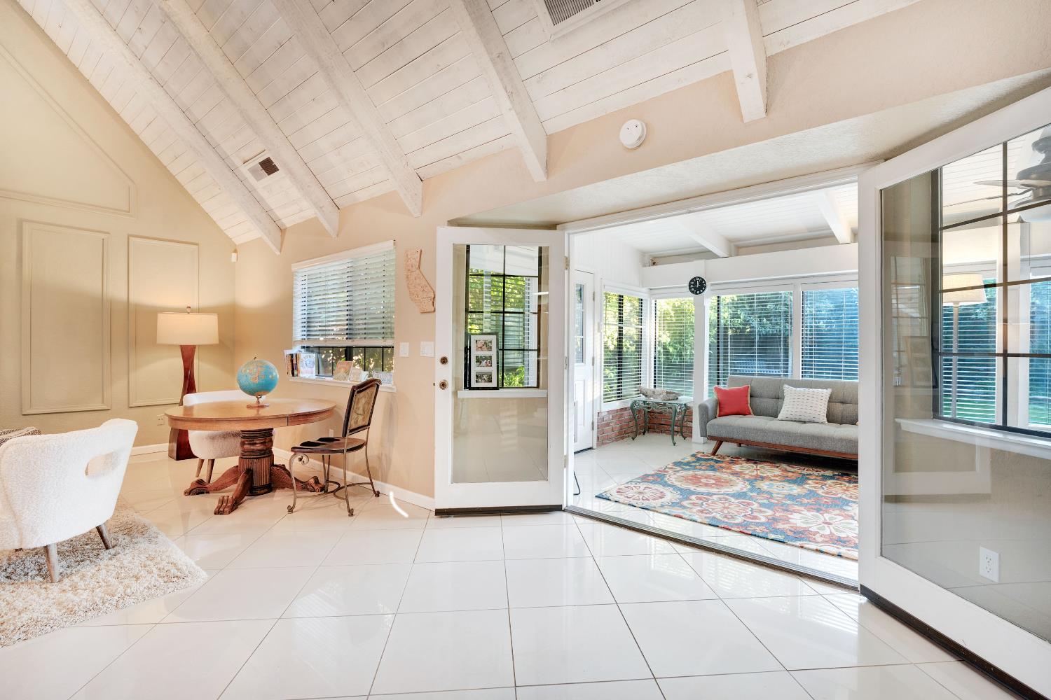 327 E Audubon Drive, Fresno, CA, 93720