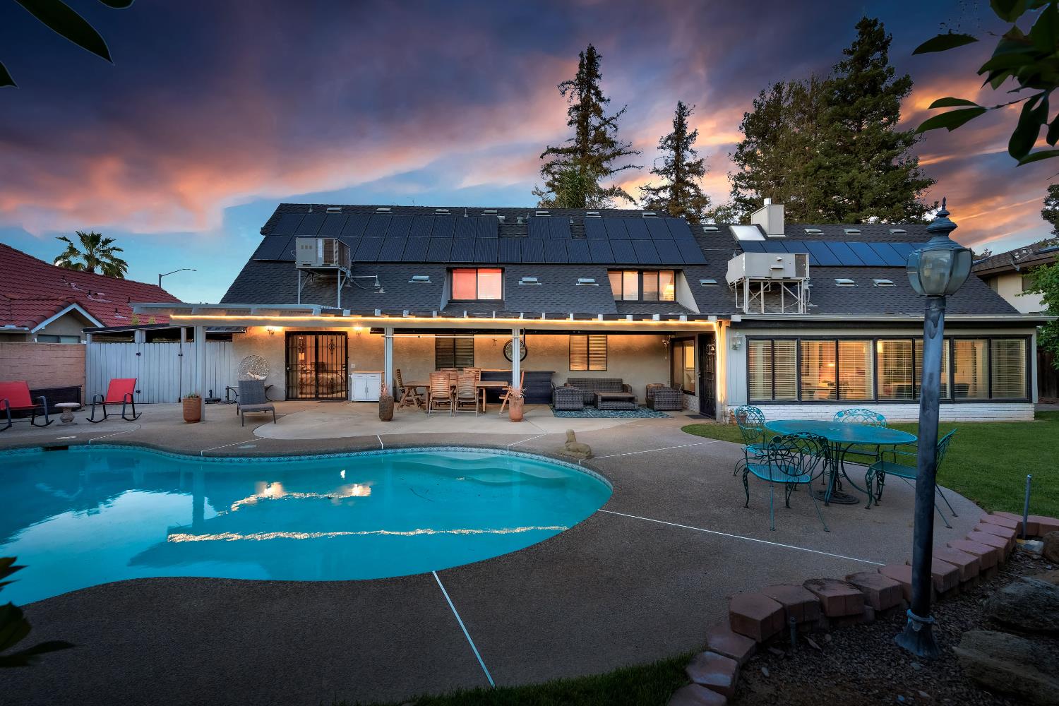 327 E Audubon Drive, Fresno, CA, 93720