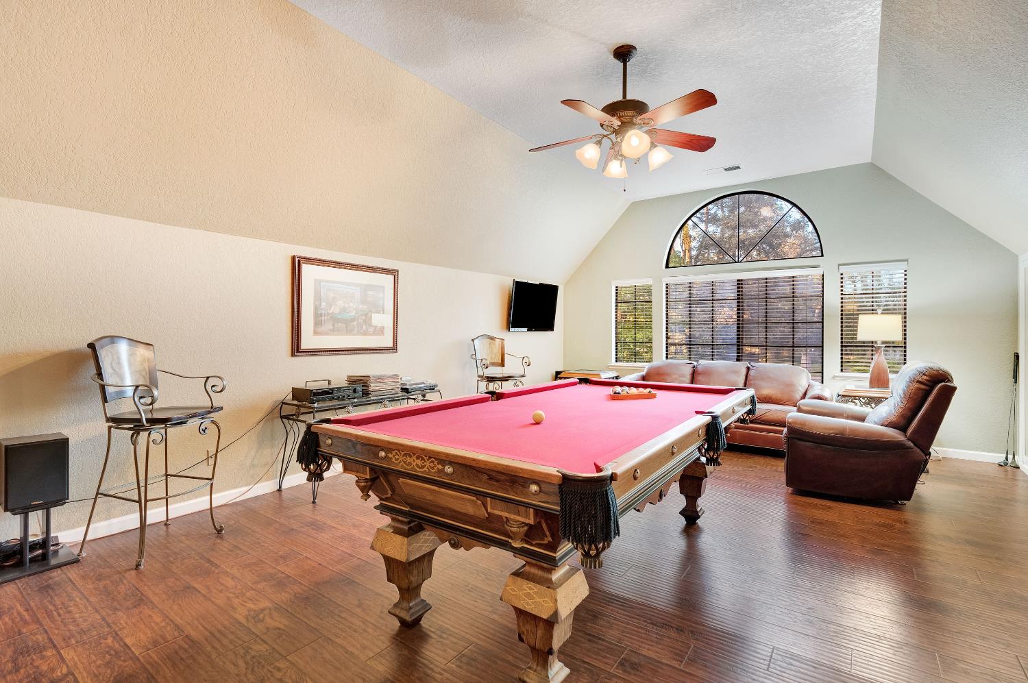 327 E Audubon Drive, Fresno, CA, 93720