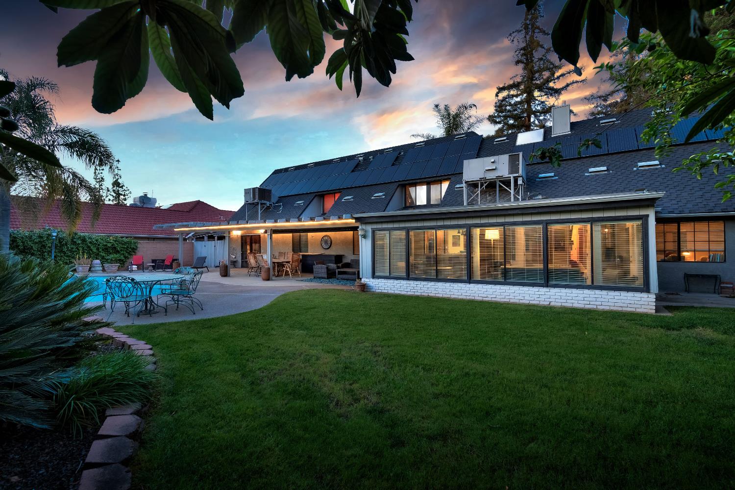 327 E Audubon Drive, Fresno, CA, 93720