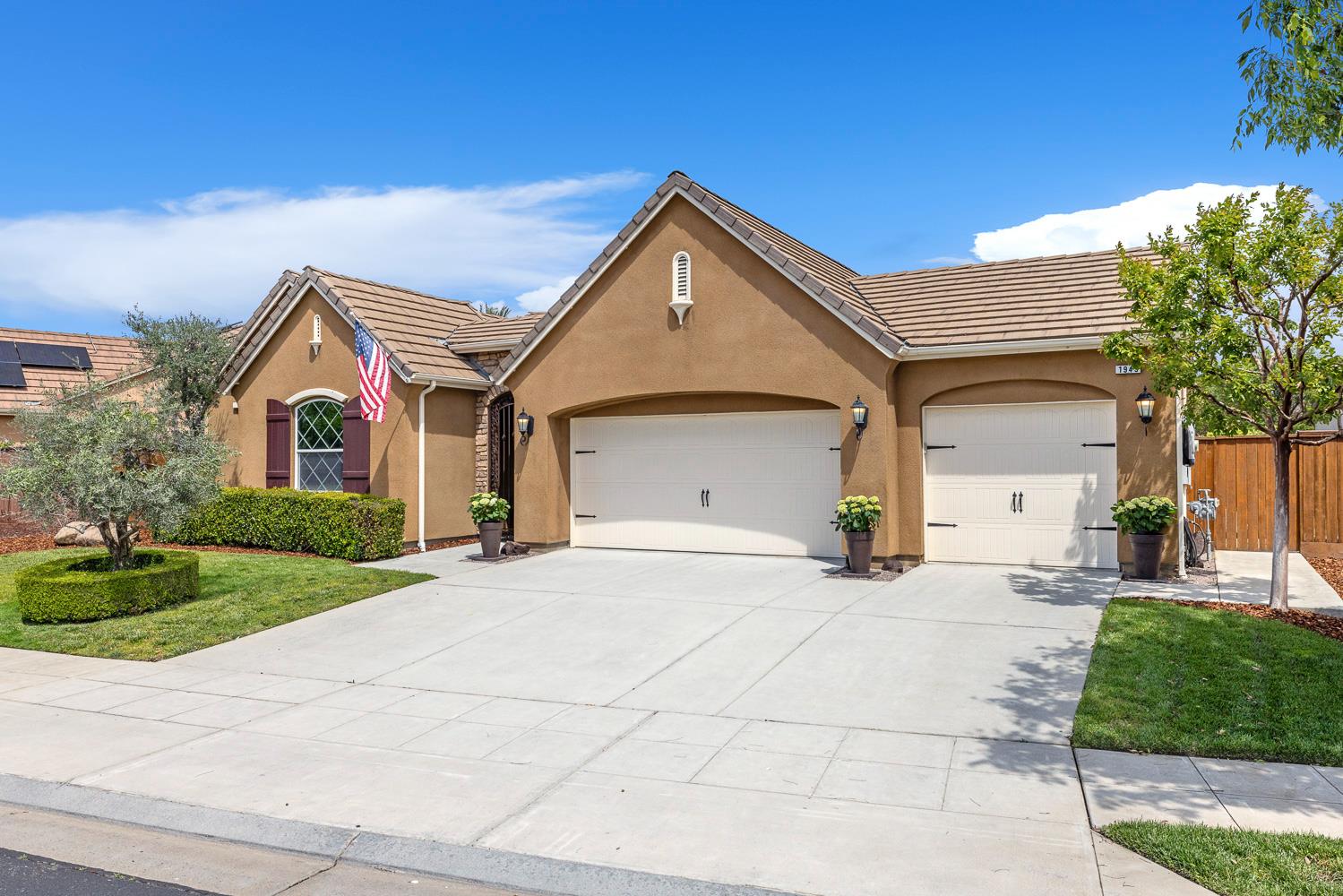 1945 N Emil Avenue, Clovis, CA, 93619