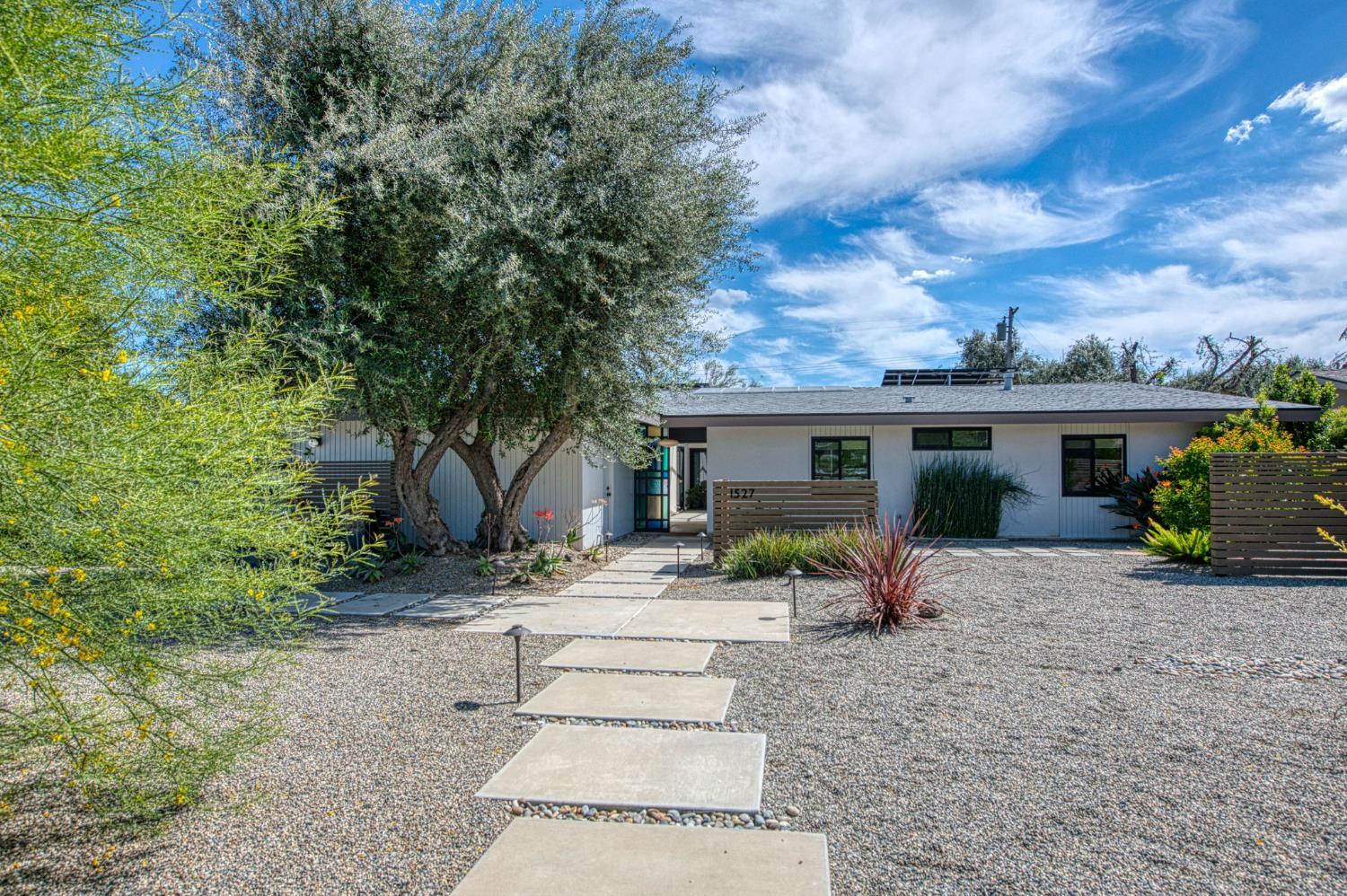 Single Family in Fresno - photo 3