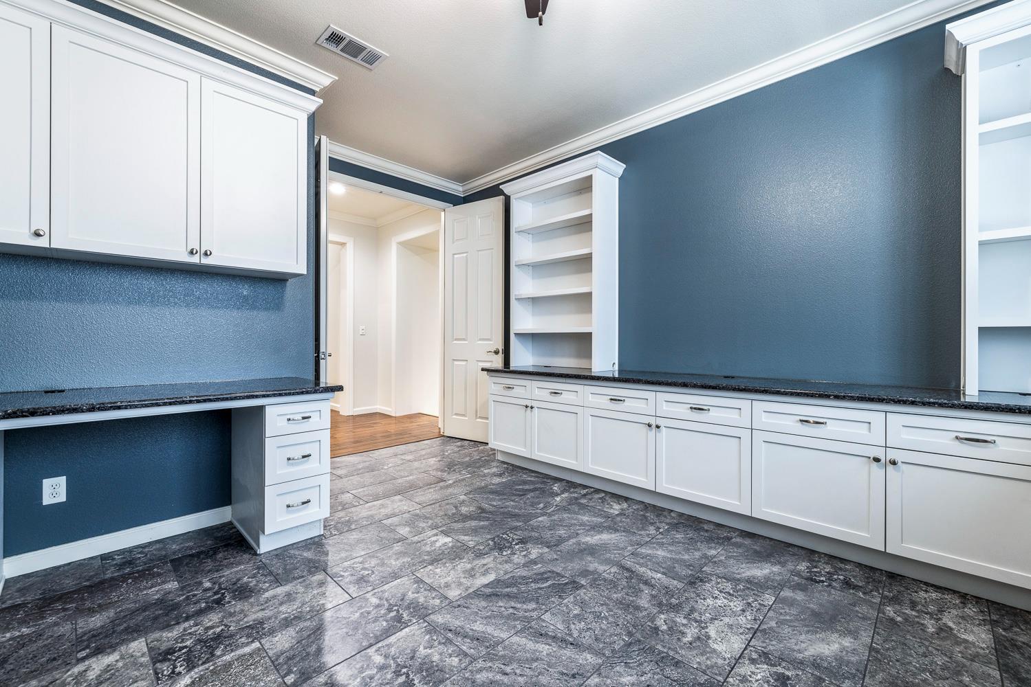 1945 N Emil Avenue, Clovis, CA, 93619