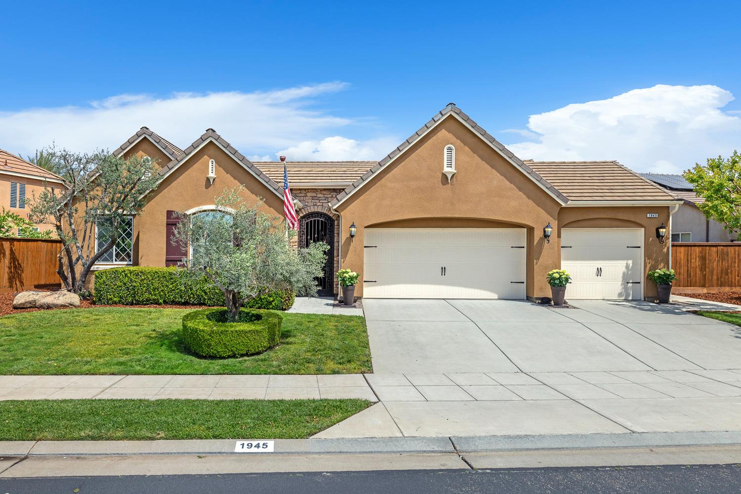 3428 N Crenshaw, Visalia, CA, 93291