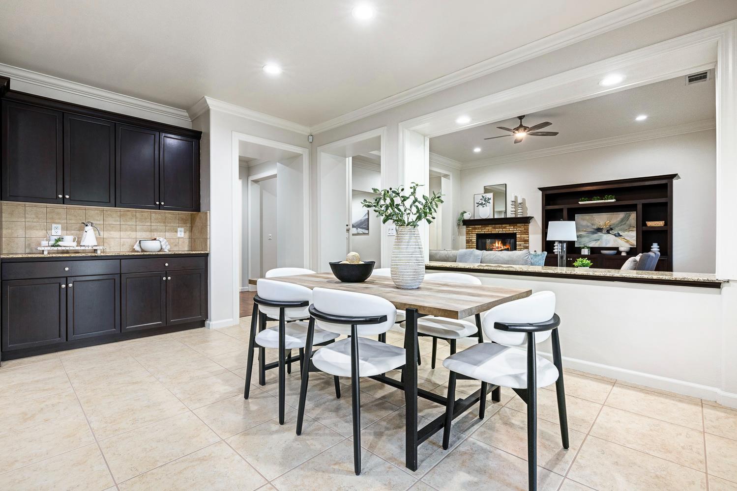 1945 N Emil Avenue, Clovis, CA, 93619