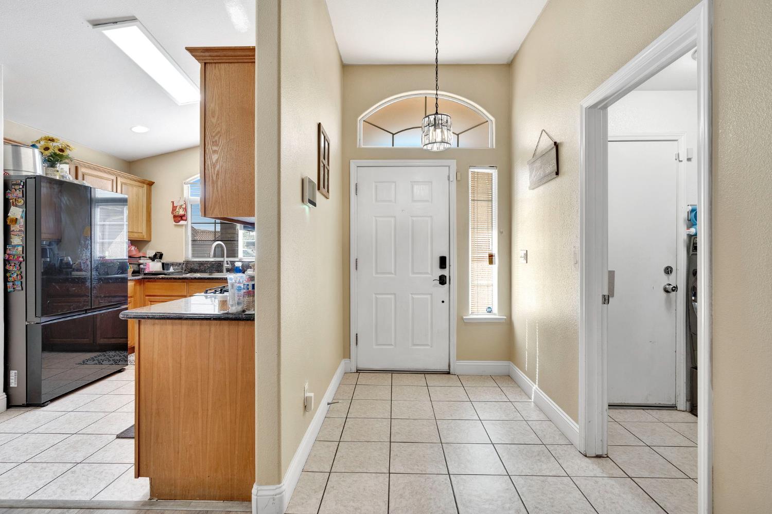 980 Redwood Street, Parlier, CA, 93648