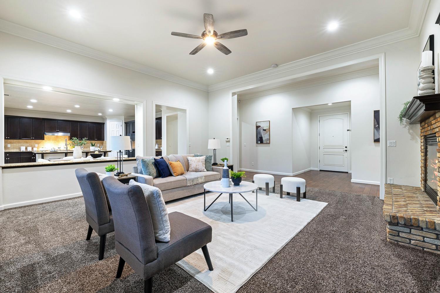 1945 N Emil Avenue, Clovis, CA, 93619