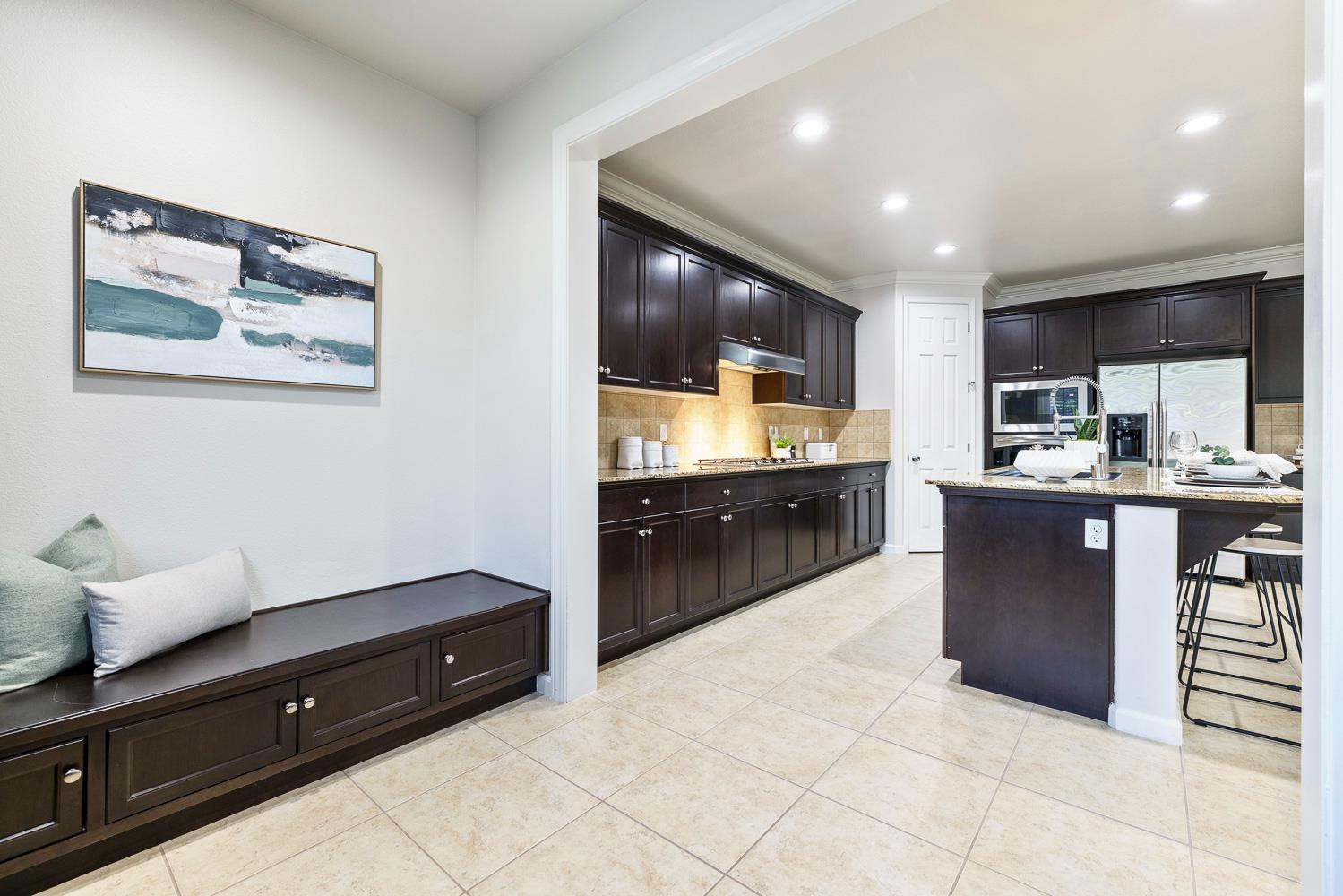 1945 N Emil Avenue, Clovis, CA, 93619