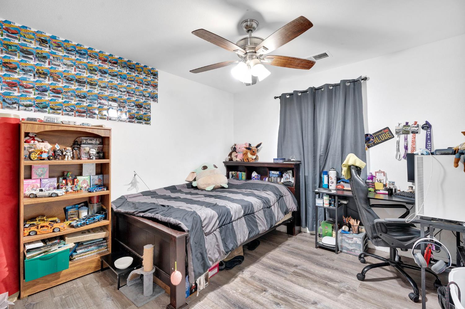 980 Redwood Street, Parlier, CA, 93648