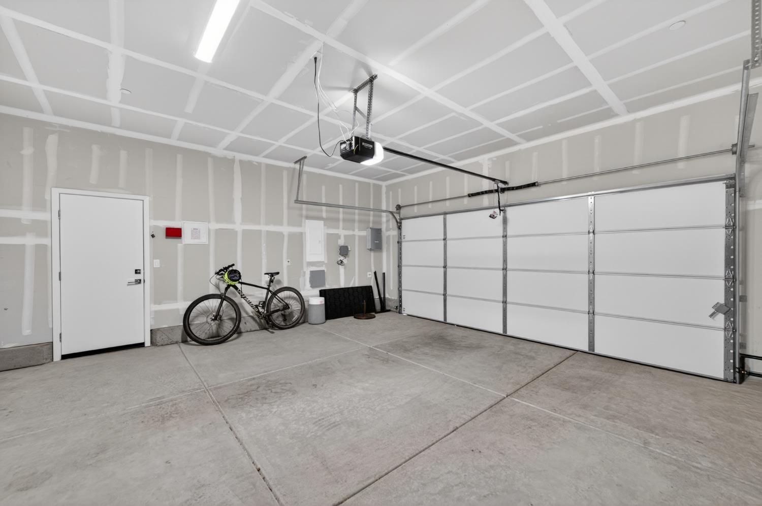 4185 Ryan Lane, Madera, CA, 93636